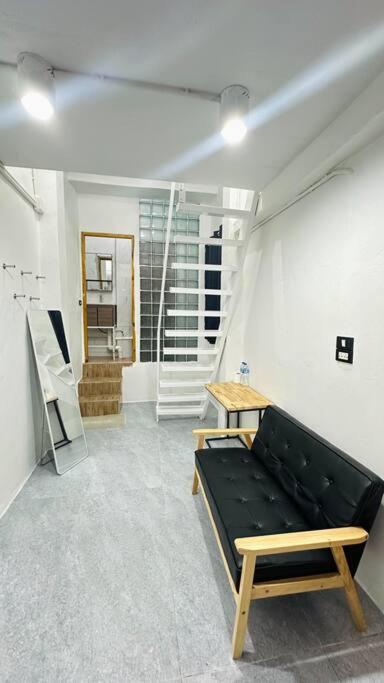 Megun 10 Duplex Apartment กรุงเทพมหานคร ภายนอก รูปภาพ