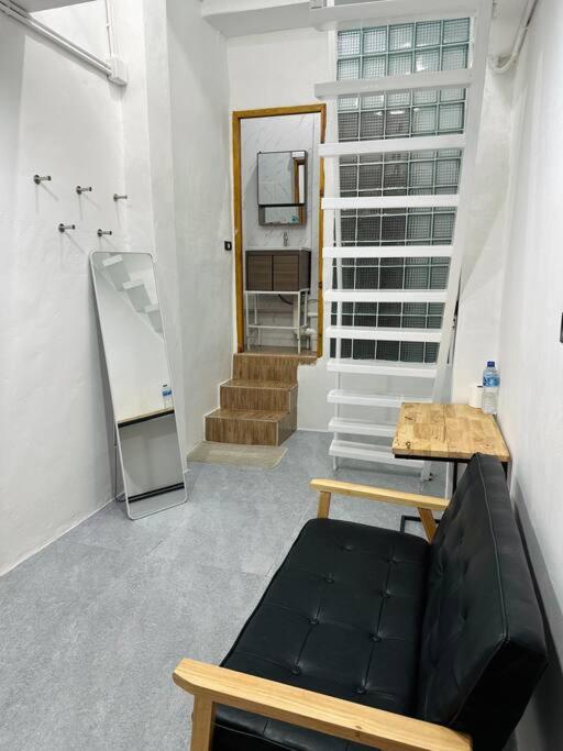 Megun 10 Duplex Apartment กรุงเทพมหานคร ภายนอก รูปภาพ